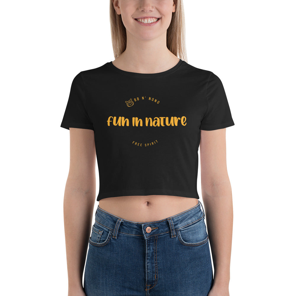 Fun in nature with logo - Women’s Crop Tee