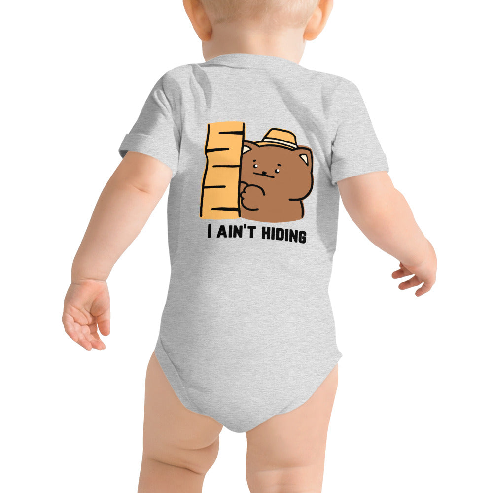 I ain't hiding - Baby short sleeve one piece (back print)