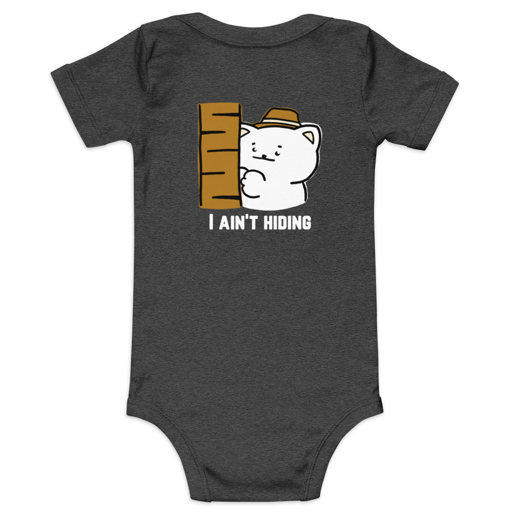 I ain't hiding - Baby short sleeve one piece (back print)