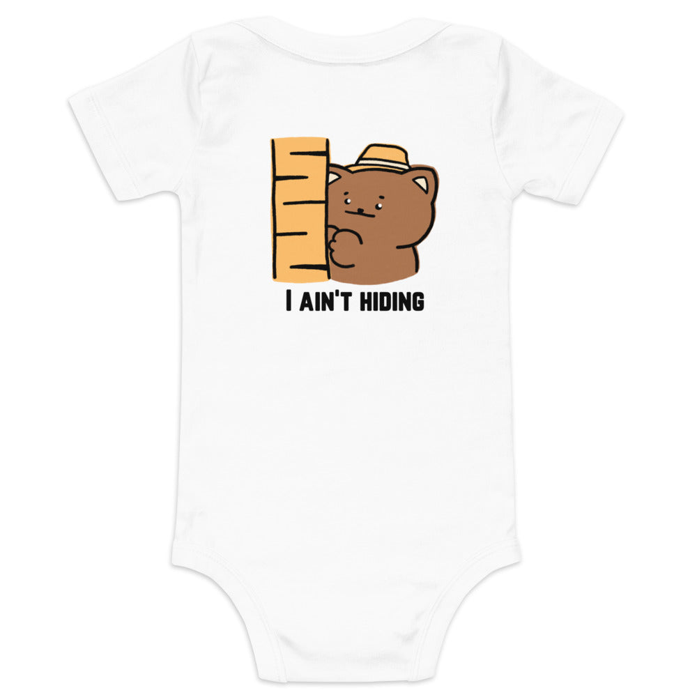 I ain't hiding - Baby short sleeve one piece (back print)