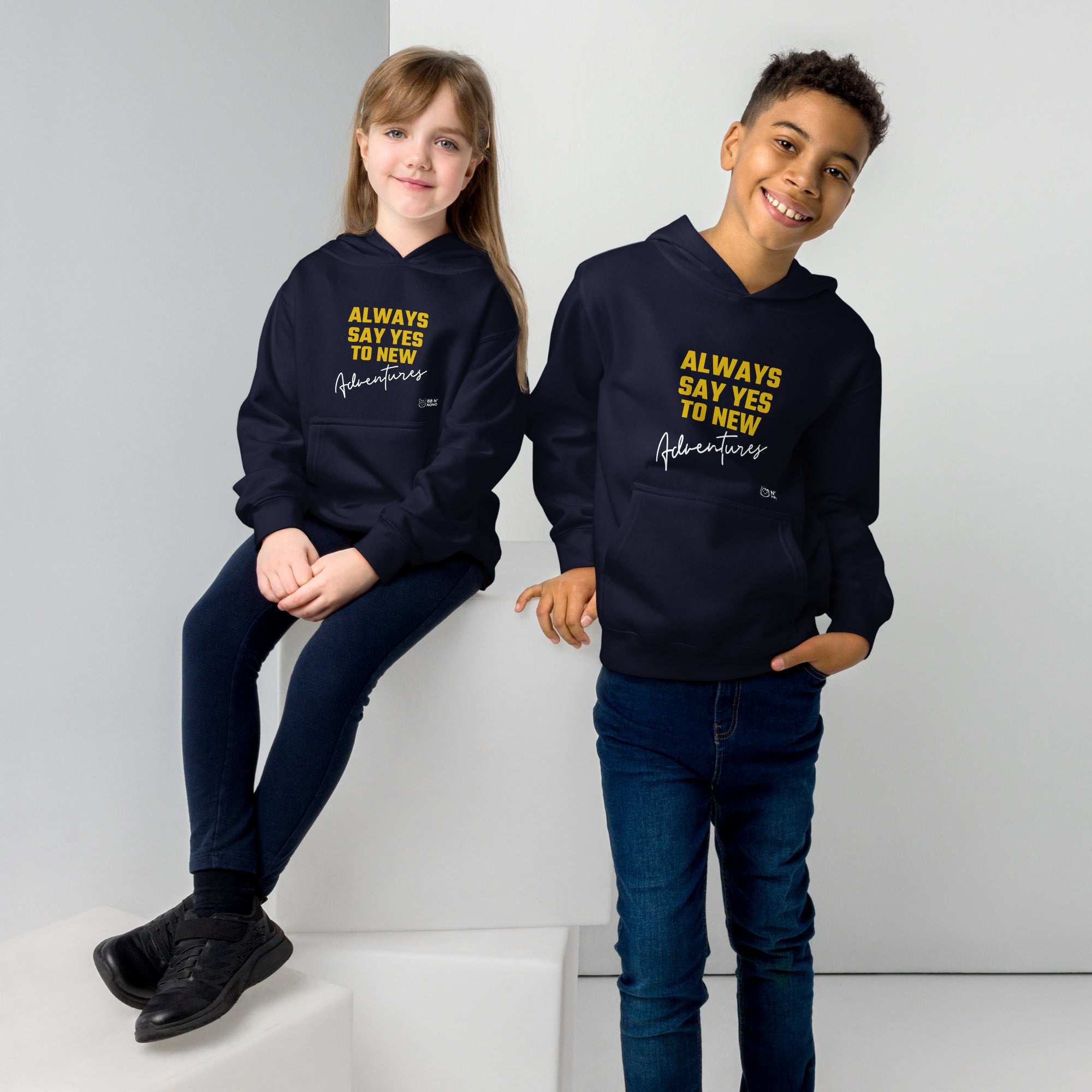 Always say yes to new, adventurer - Kids fleece hoodie