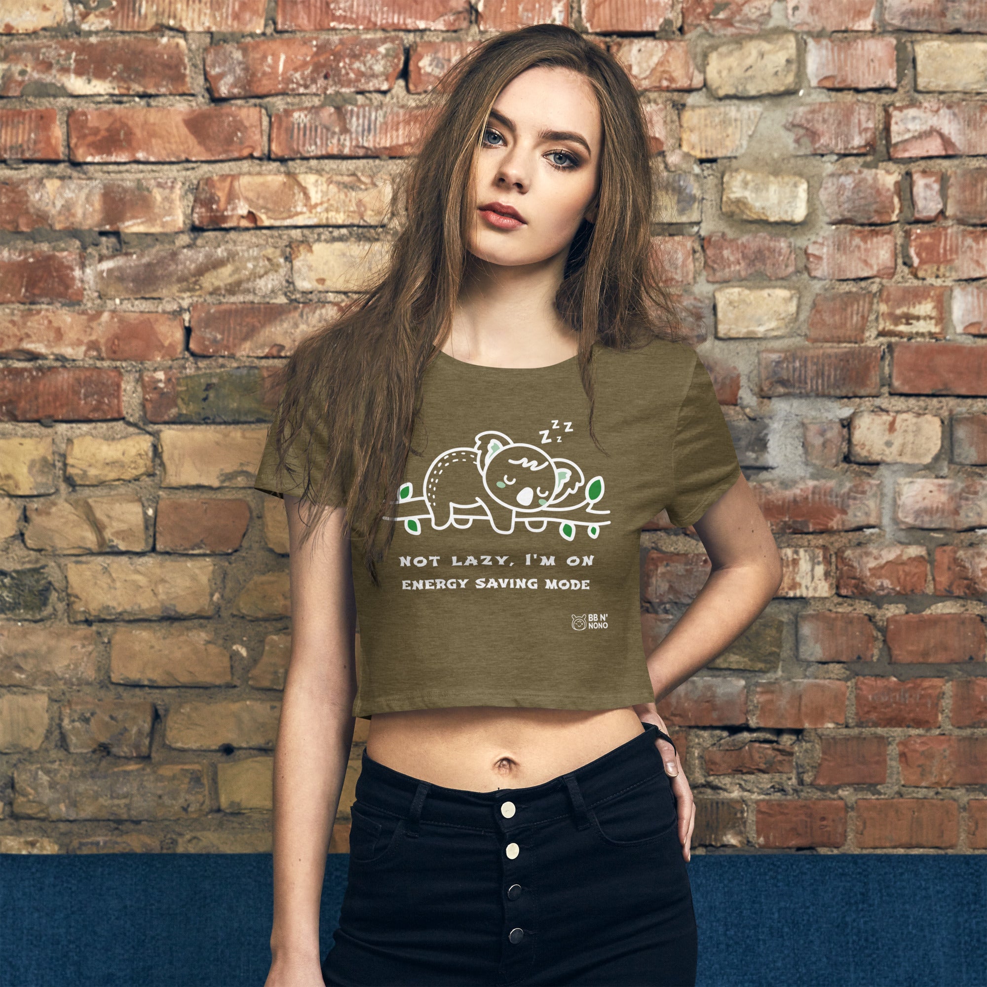 Not lazy, I'm on energy saving mode - Women’s Crop Tee