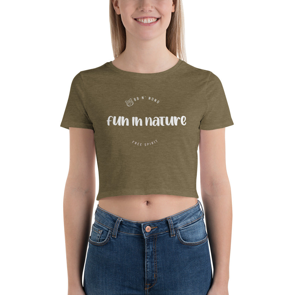 Fun in nature with logo - Women’s Crop Tee