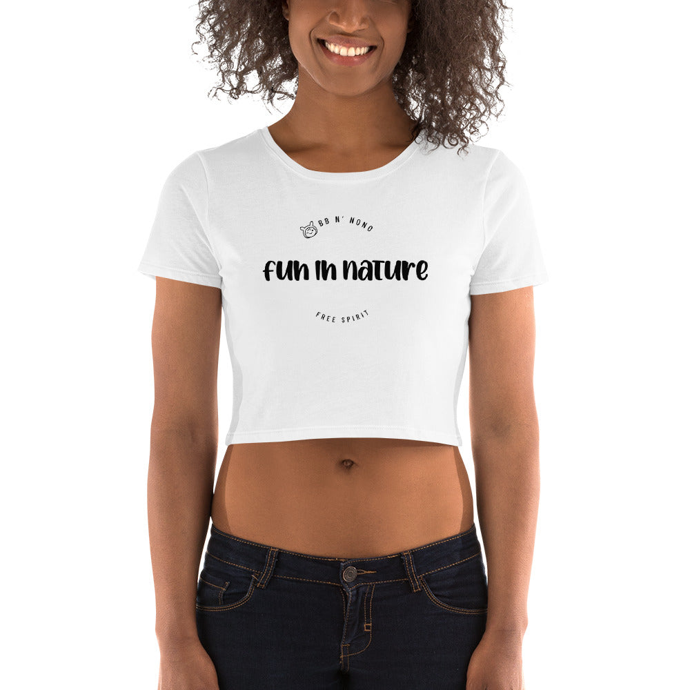 Fun in nature with logo - Women’s Crop Tee